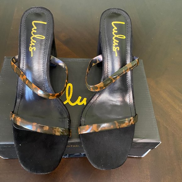 Brand New-Lulu's shoes - Picture 1 of 7